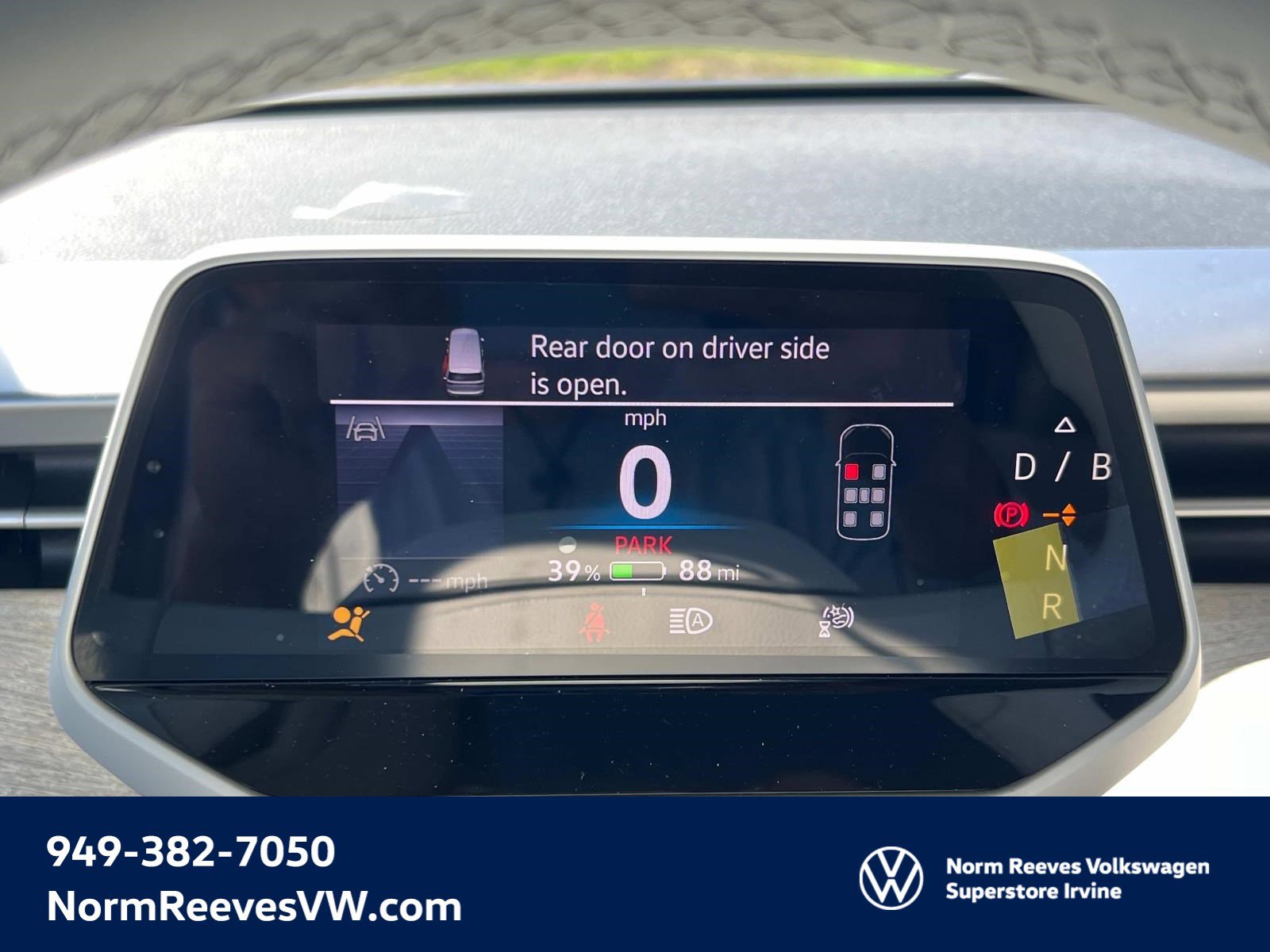 New 2025 Volkswagen ID. Buzz 1st Edition image 16