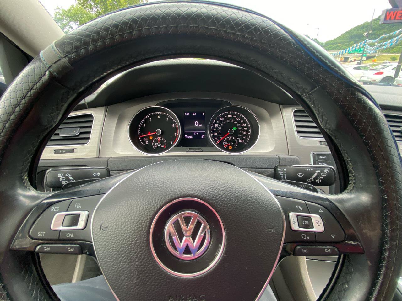 Used 2016 Volkswagen Golf S FWD image 15
