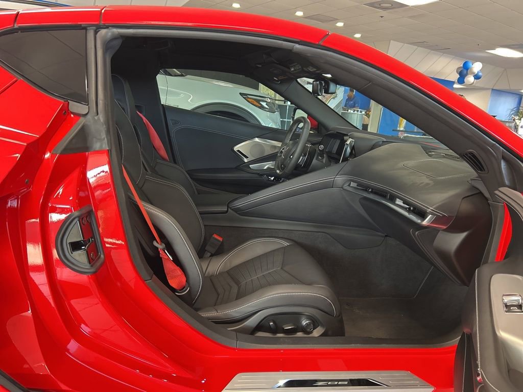 Used 2024 Chevrolet Corvette Z06 image 36