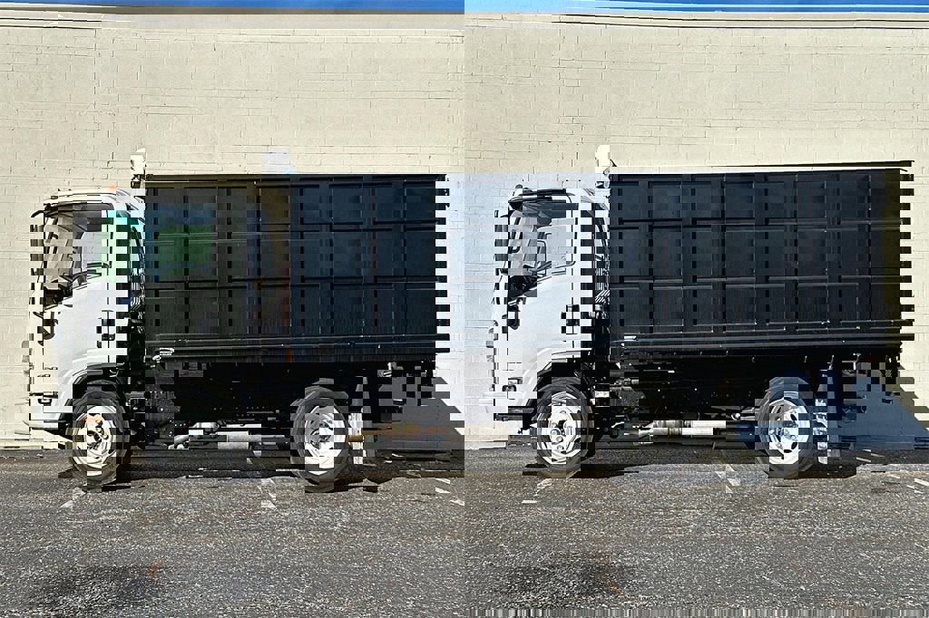 New 2024 Chevrolet Low Cab Forward image 7