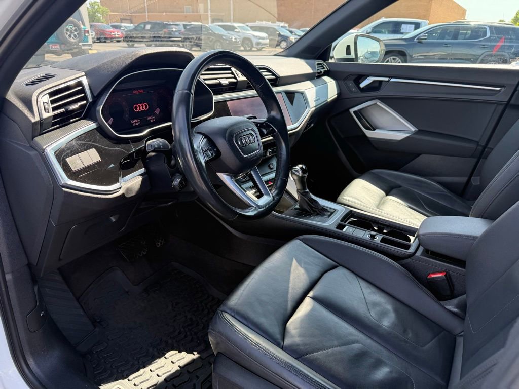 Used 2021 Audi Q3 2.0T Premium w/ Convenience Package AWD/4WD image 15