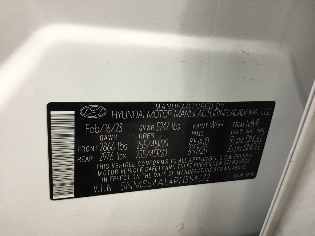 Used 2023 Hyundai Santa Fe Calligraphy FWD image 7