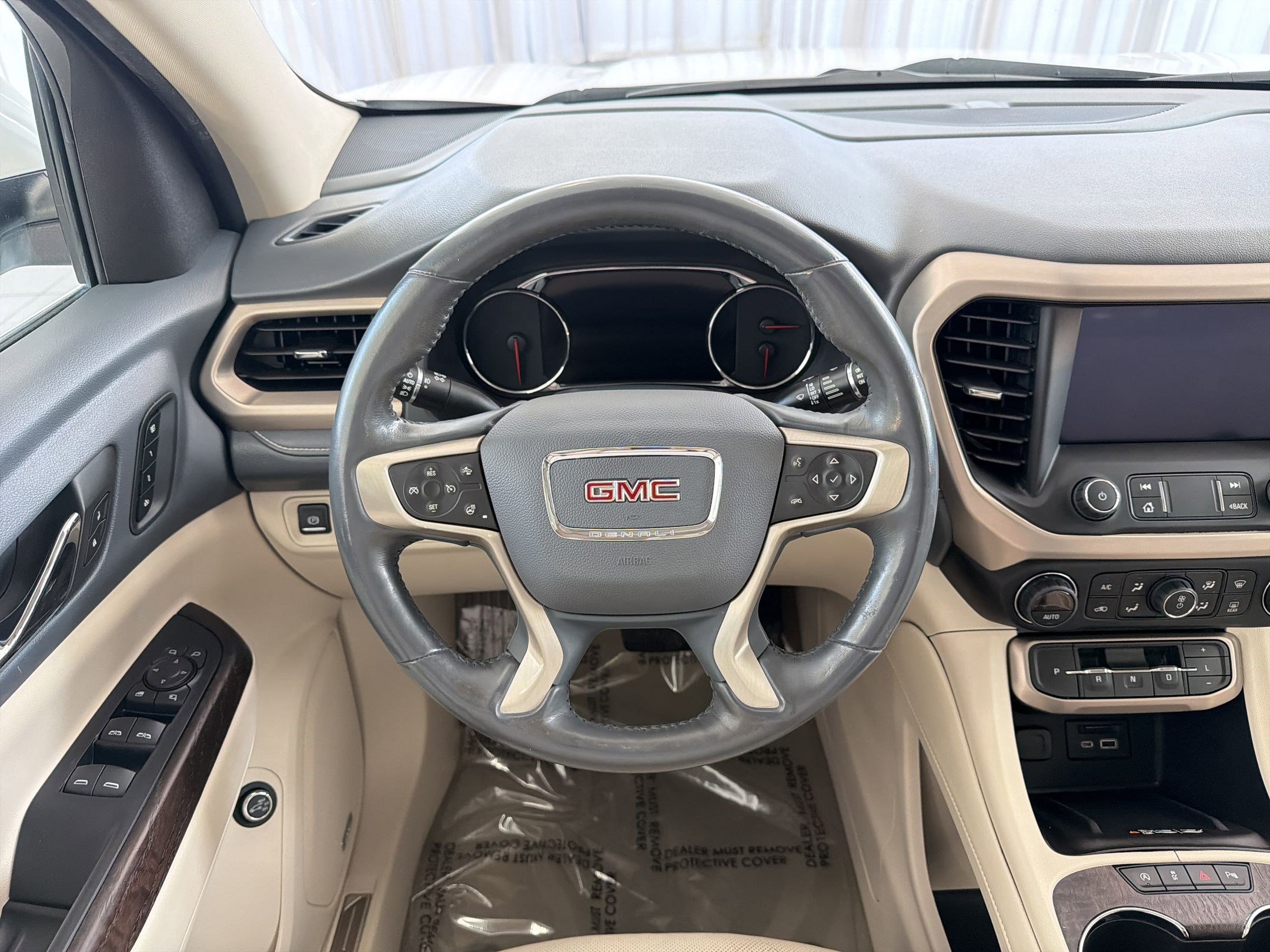 Used 2022 GMC Acadia Denali w/ Denali Ultimate Package image 23