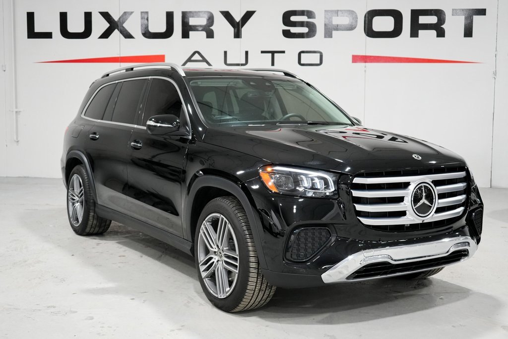 Used 2024 Mercedes-Benz GLS 450 4MATIC image 8