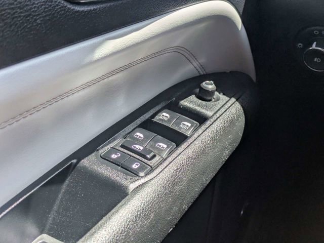 Used 2023 Jeep Compass Limited w/ Sun and Sound Group image 23