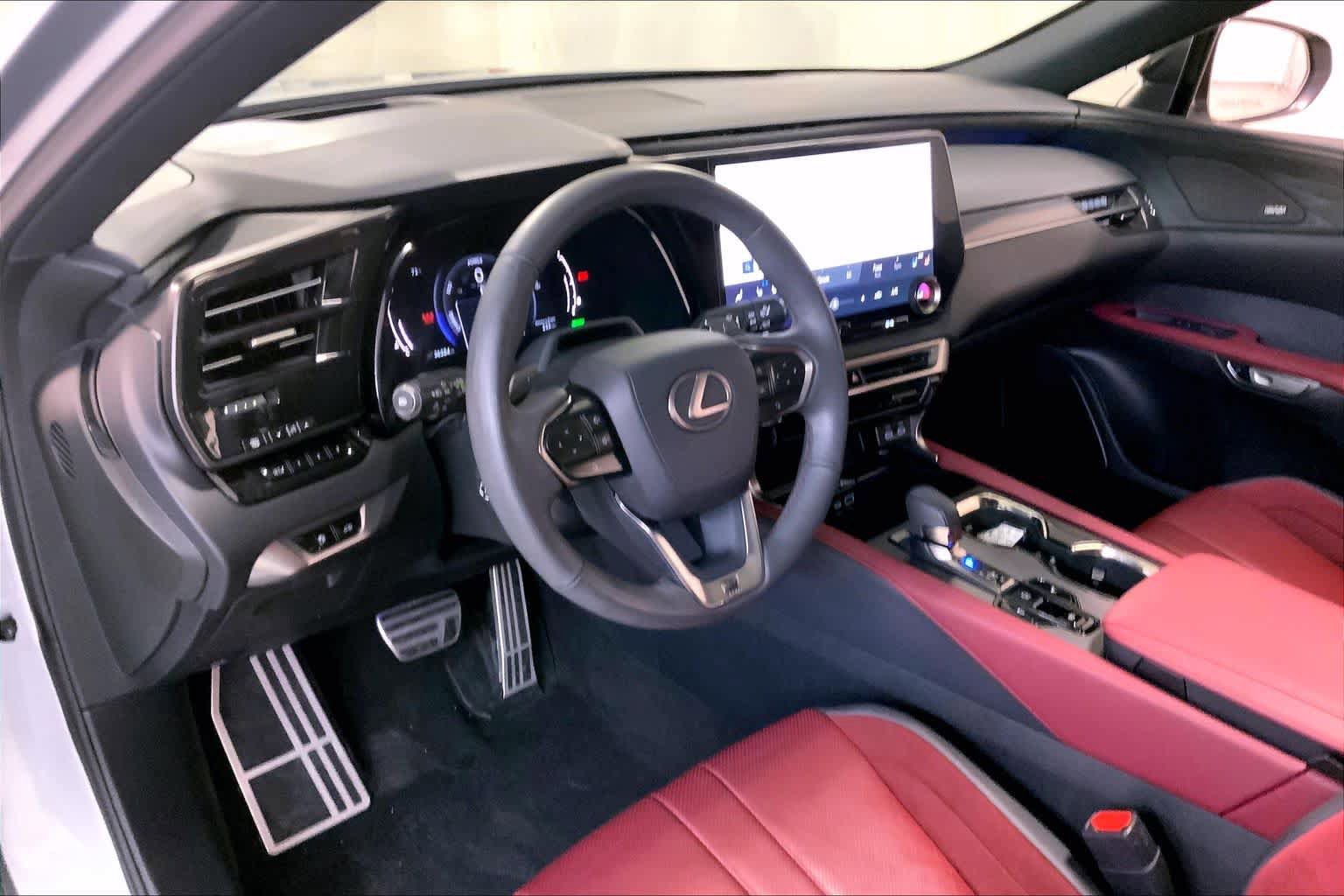 Used 2023 Lexus RX 500h F Sport image 17