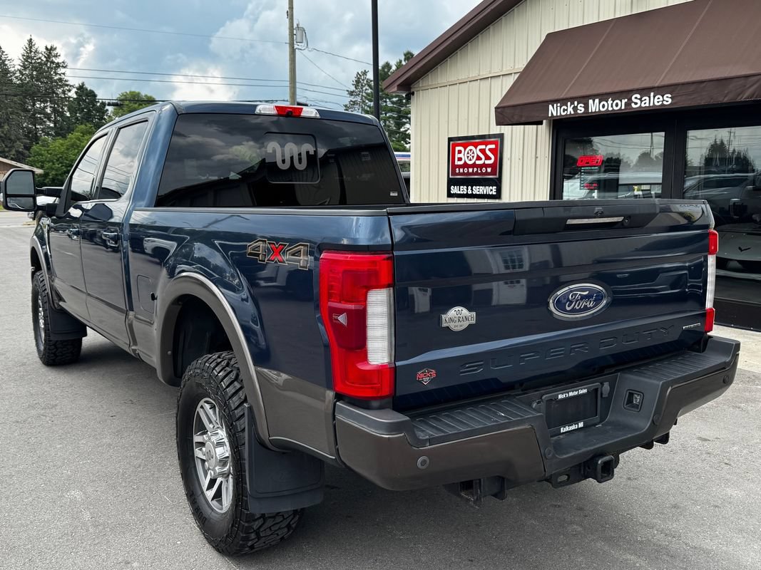 Used 2017 Ford F250 King Ranch w/ King Ranch Ultimate Package AWD/4WD image 4