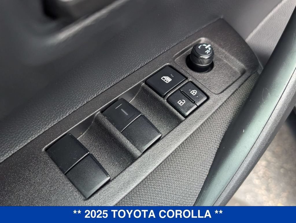 Used 2025 Toyota Corolla LE w/ LE Premium Package FWD image 11