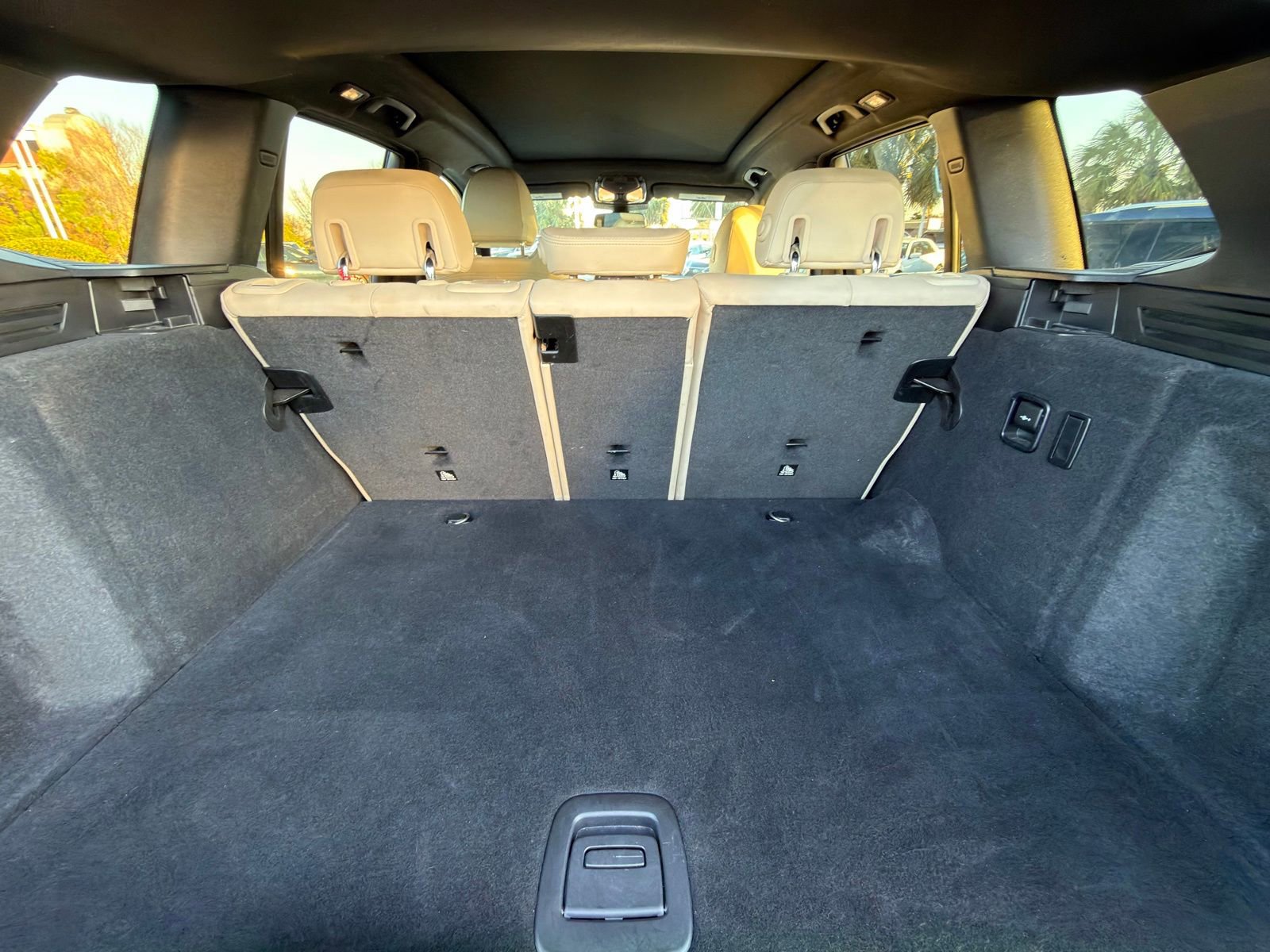 Used 2021 BMW X3 xDrive30e w/ Premium Package image 17