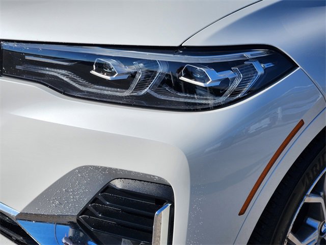 Used 2022 BMW X7 xDrive40i image 9