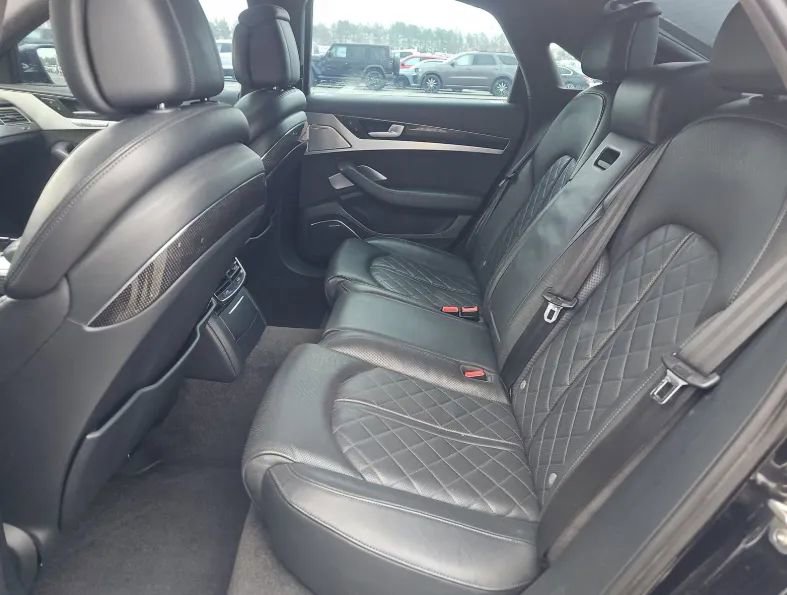 Used 2013 Audi S8 w/ Full Leather Pkg image 6