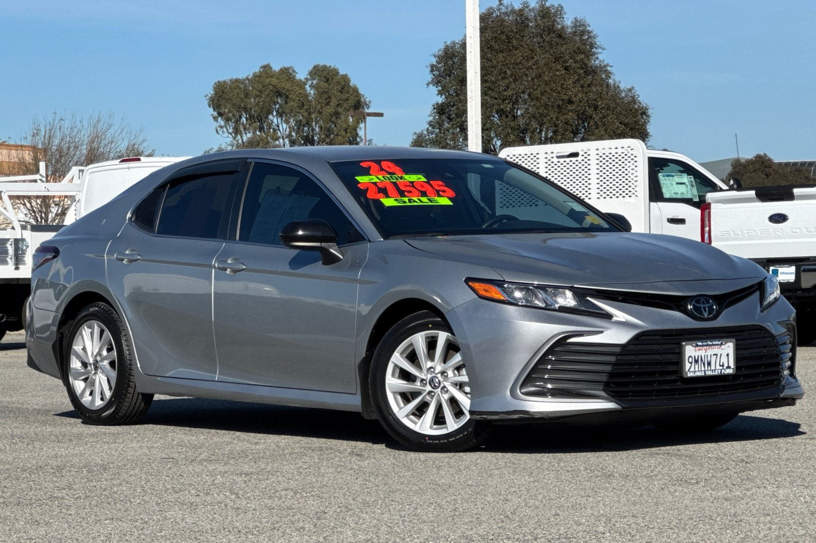 Used 2024 Toyota Camry LE FWD image 2
