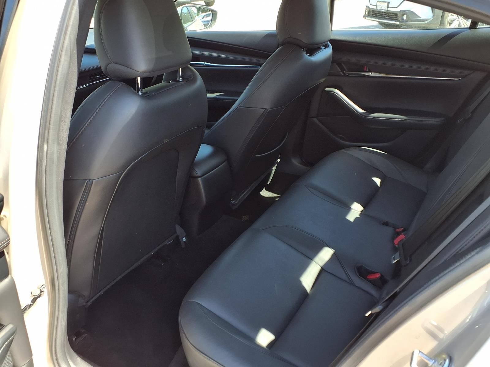 Used 2024 MAZDA MAZDA3 s FWD image 18