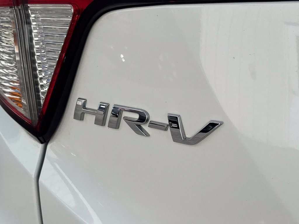 Used 2022 Honda HR-V EX image 11