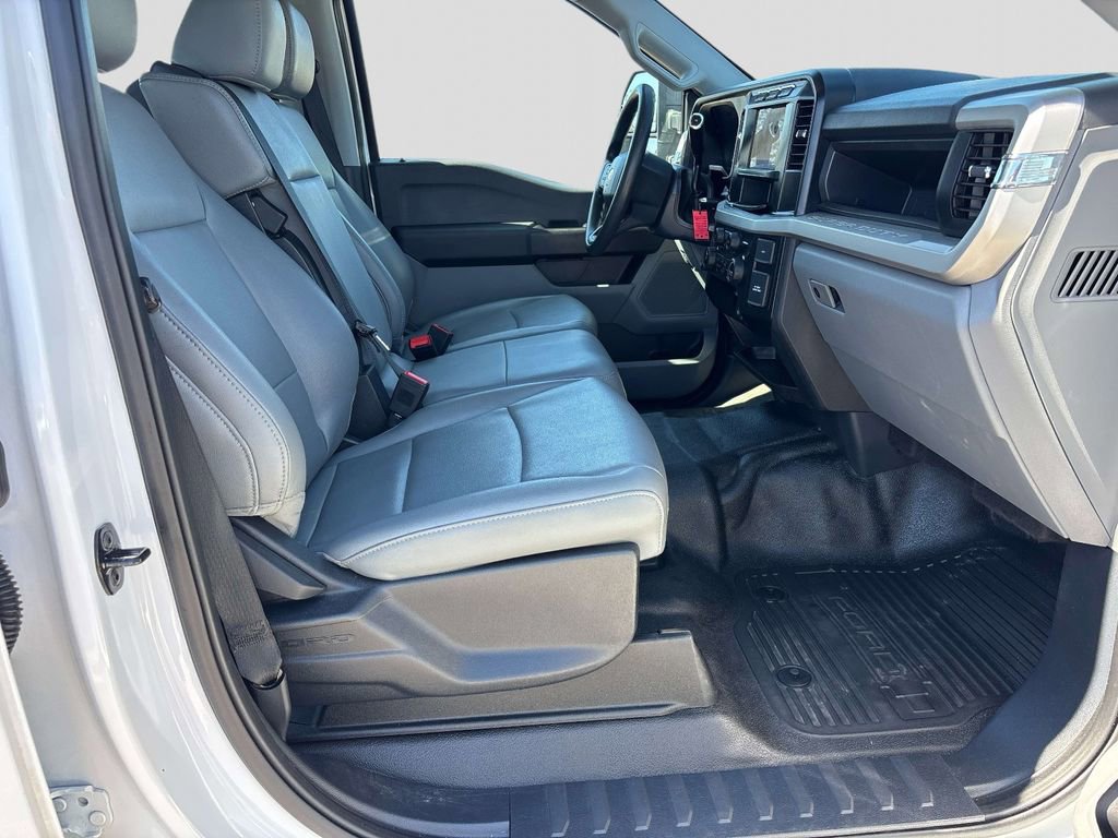 Used 2023 Ford F250 XL w/ Snow Plow Prep Package AWD/4WD image 13