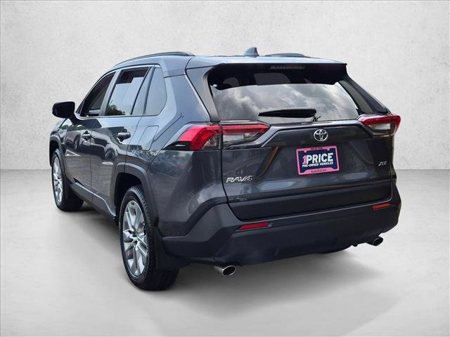 Used 2019 Toyota RAV4 XLE Premium FWD image 7