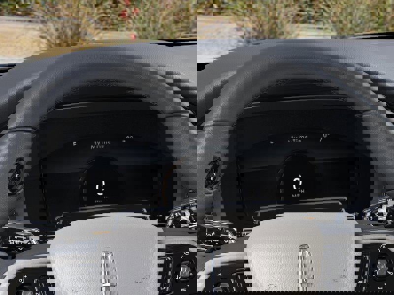 New 2026 Lincoln Corsair Reserve image 13