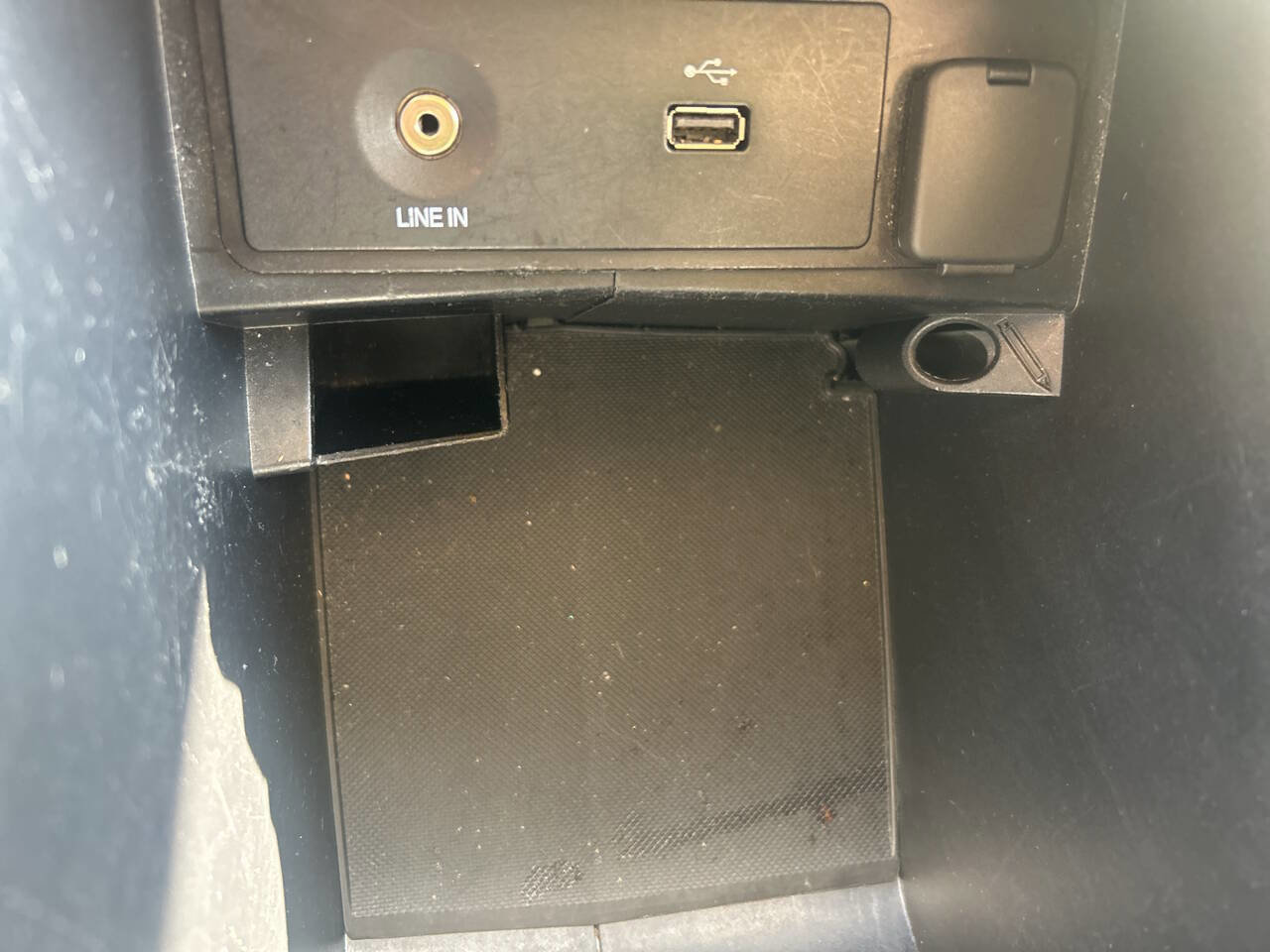 Used 2015 Ford Fusion SE image 35