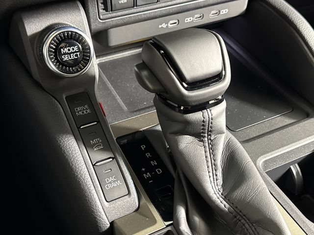New 2027 Toyota Land Cruiser w/ Premium Package AWD/4WD image 32