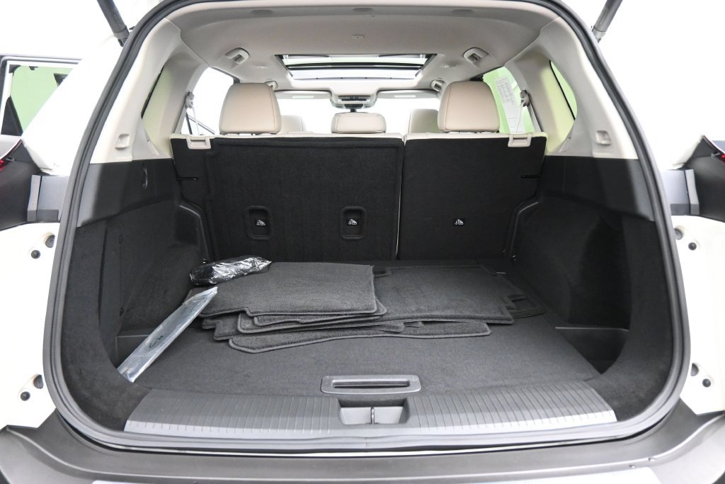 Used 2023 Nissan Rogue SL w/ SL Premium Package FWD image 20