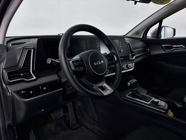 Used 2024 Kia Sportage LX FWD image 9