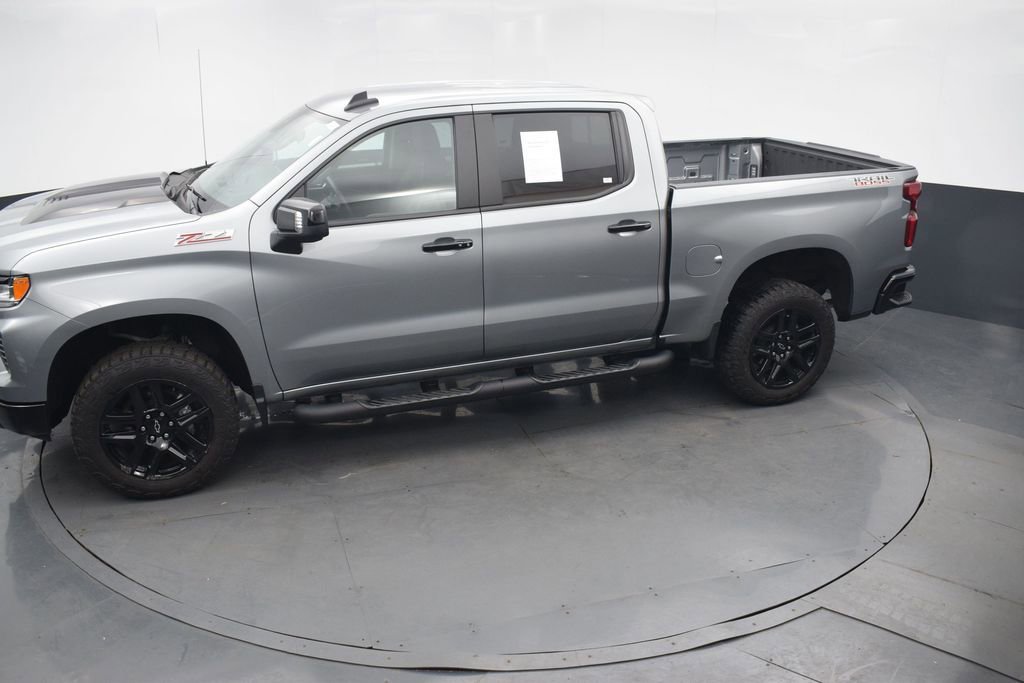 Used 2024 Chevrolet Silverado 1500 LT Trail Boss w/ Convenience Package II AWD/4WD image 37