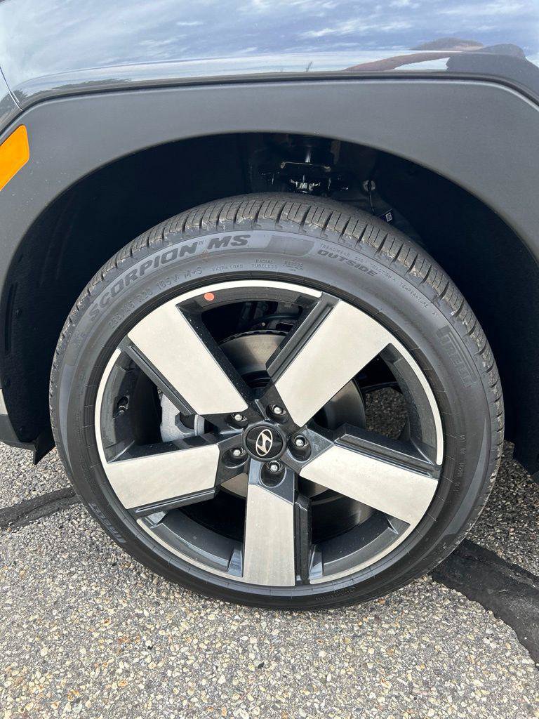 New 2026 Hyundai Santa Fe Limited AWD/4WD image 10