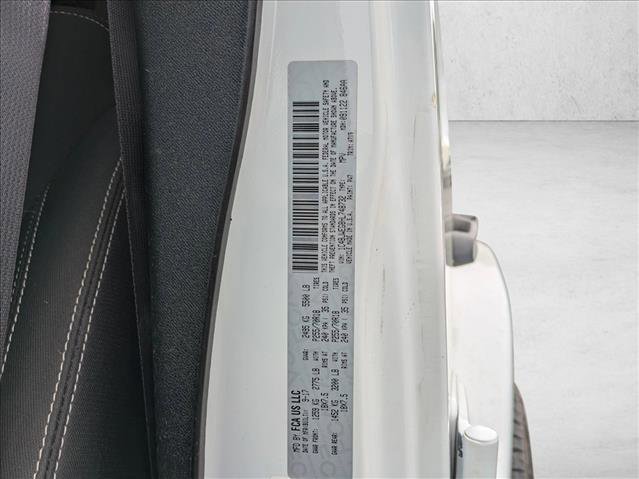 Used 2017 Jeep Wrangler Unlimited Sahara w/ Connectivity Group image 15