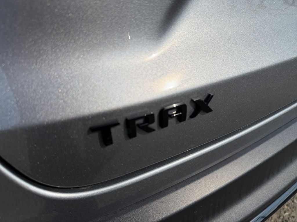 Used 2024 Chevrolet Trax RS w/ Driver Confidence Package FWD image 34