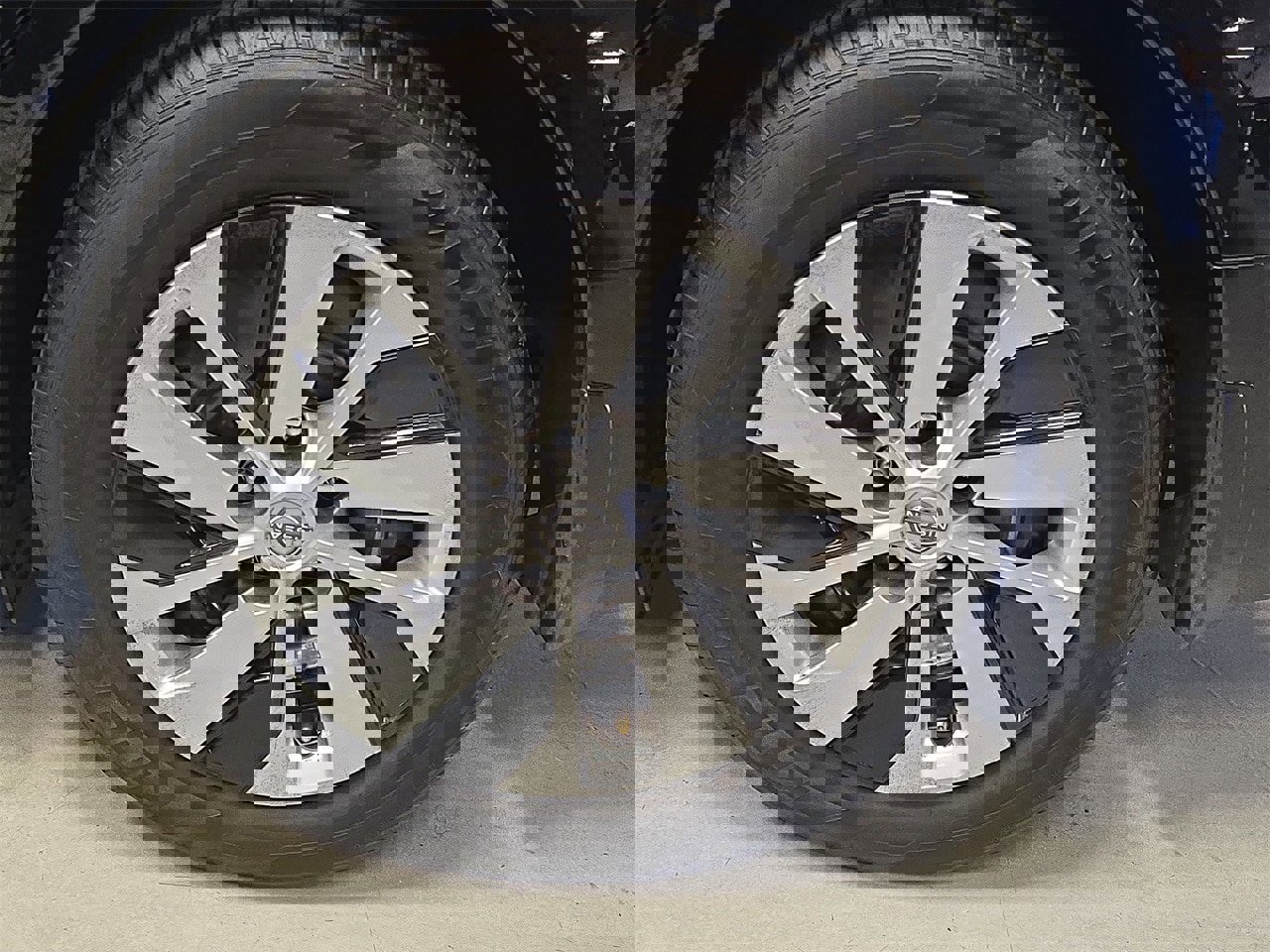 Used 2025 Nissan Altima 2.5 S image 32