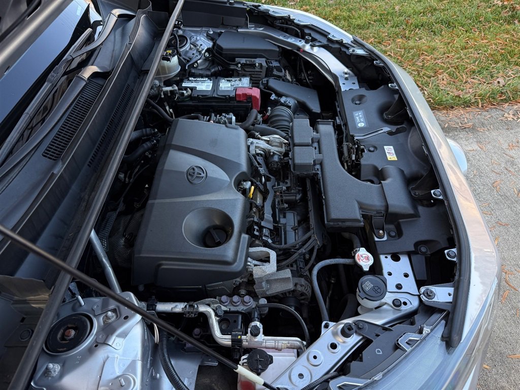 Used 2019 Toyota RAV4 LE w/ All Weather Liner Package image 65