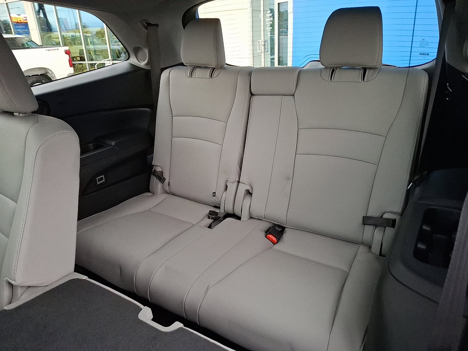 Used 2022 Honda Pilot Touring image 10