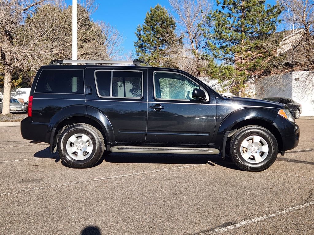 Used 2010 Nissan Pathfinder S image 2
