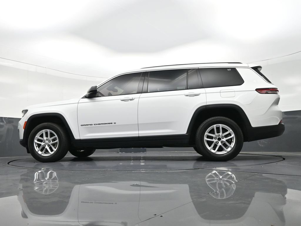 Used 2023 Jeep Grand Cherokee L Laredo image 26
