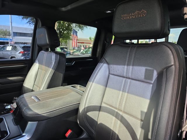 Used 2024 Chevrolet Silverado 2500 High Country w/ High Country Premium Package AWD/4WD image 20