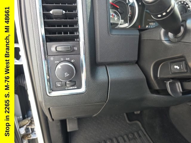 Used 2016 RAM 3500 Laramie AWD/4WD image 17