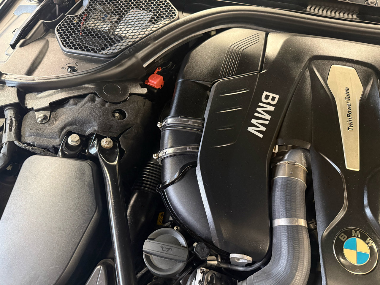 Used 2017 BMW 750i xDrive image 24