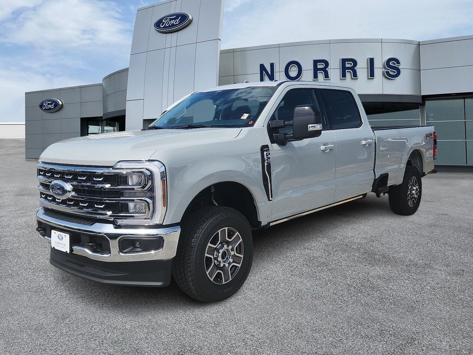 New 2026 Ford F250 Lariat w/ FX4 Off-Road Package AWD/4WD image 2