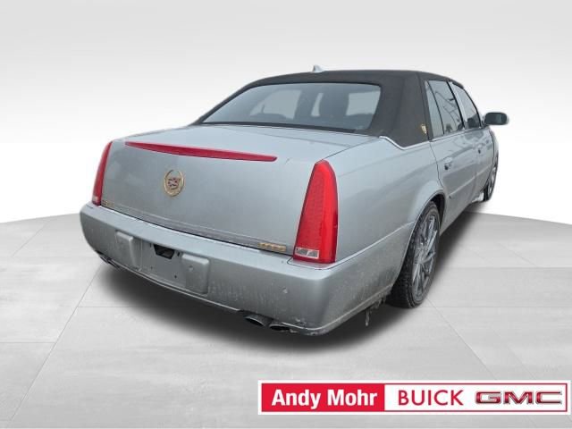 Used 2010 Cadillac DTS Premium w/ Driver Awareness Package image 20