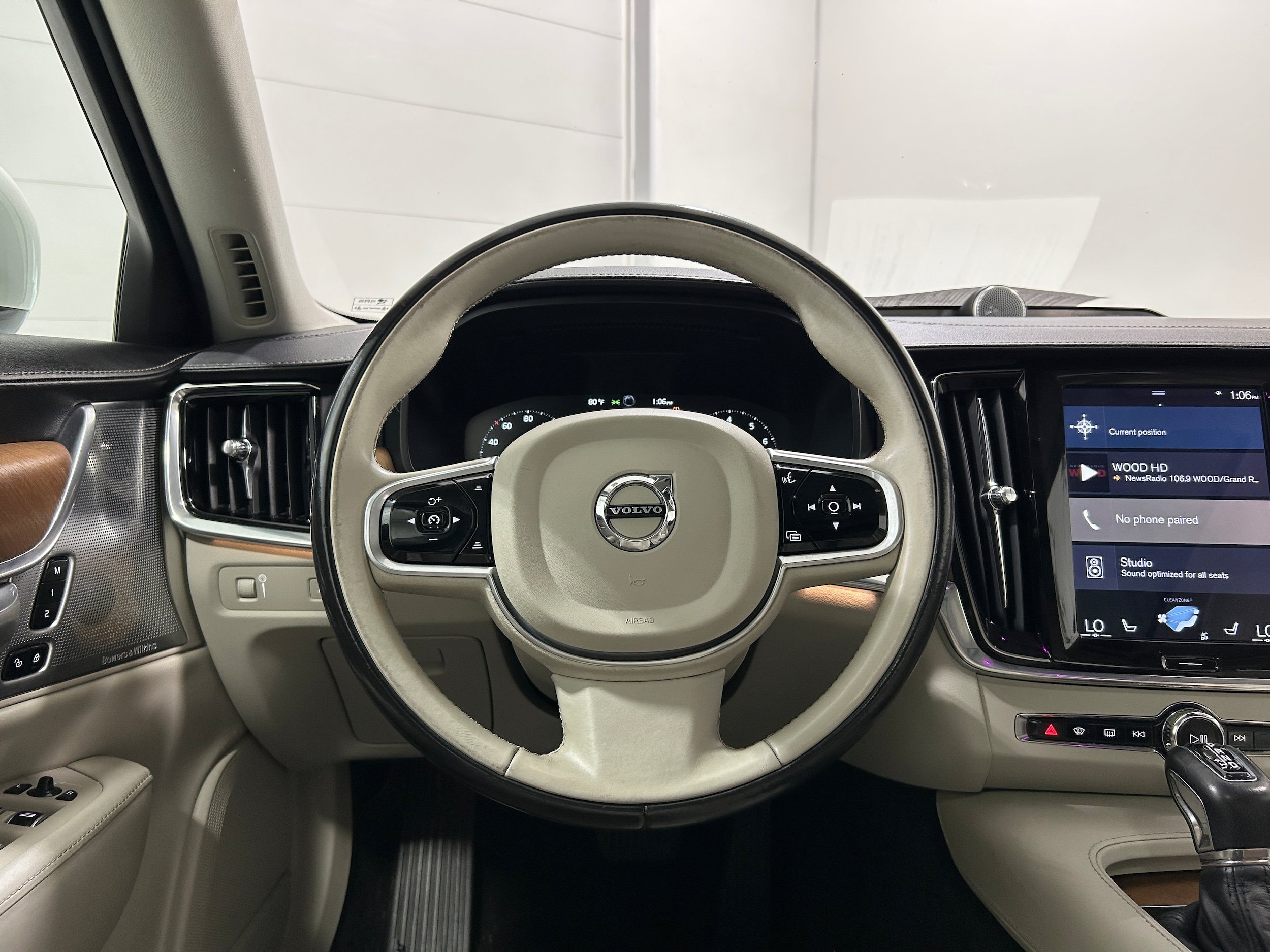 Used 2018 Volvo S90 T6 Inscription w/ Protection Package AWD/4WD image 13