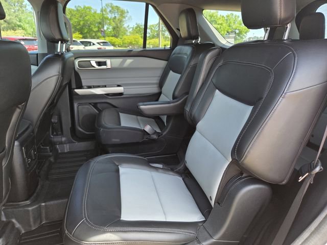 Used 2022 Ford Explorer XLT w/ Equipment Group 202A image 20