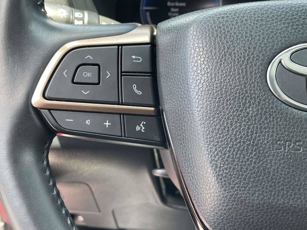 Used 2024 Toyota Grand Highlander AWD Hybrid image 31