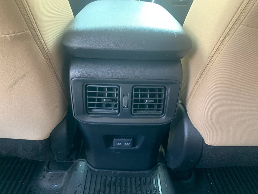 Used 2022 Toyota RAV4 XLE w/ Convenience Package AWD/4WD image 15