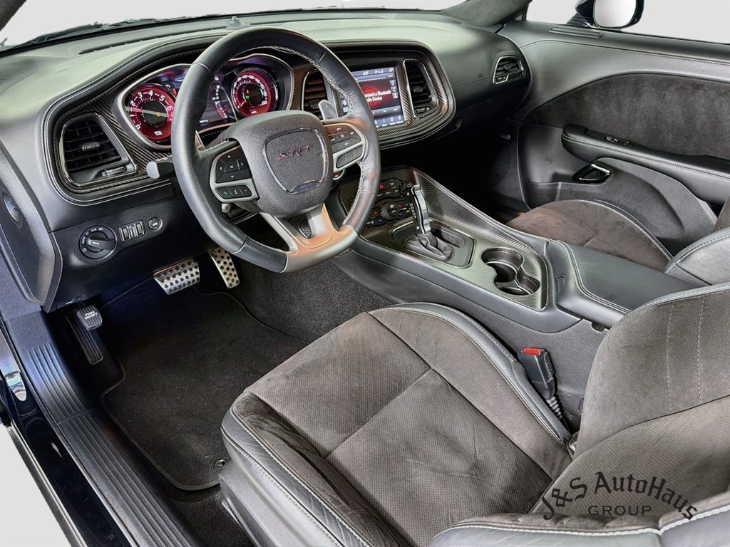 Used 2022 Dodge Challenger SRT Hellcat RWD image 9