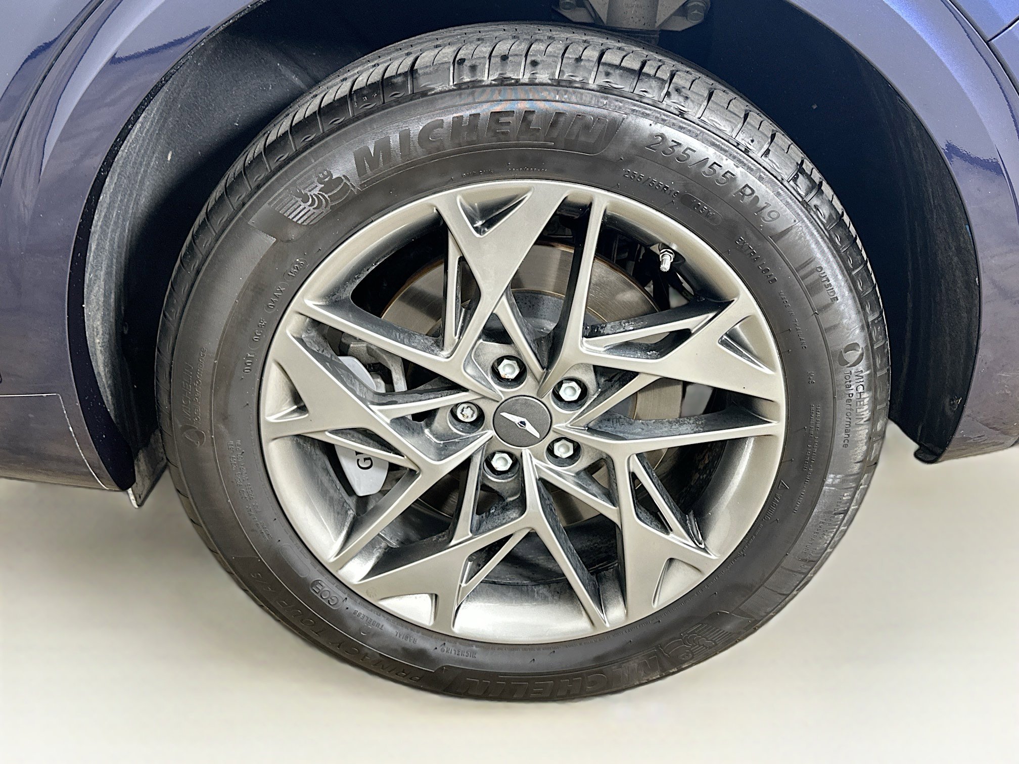 Used 2024 Genesis GV70 2.5T AWD/4WD image 11