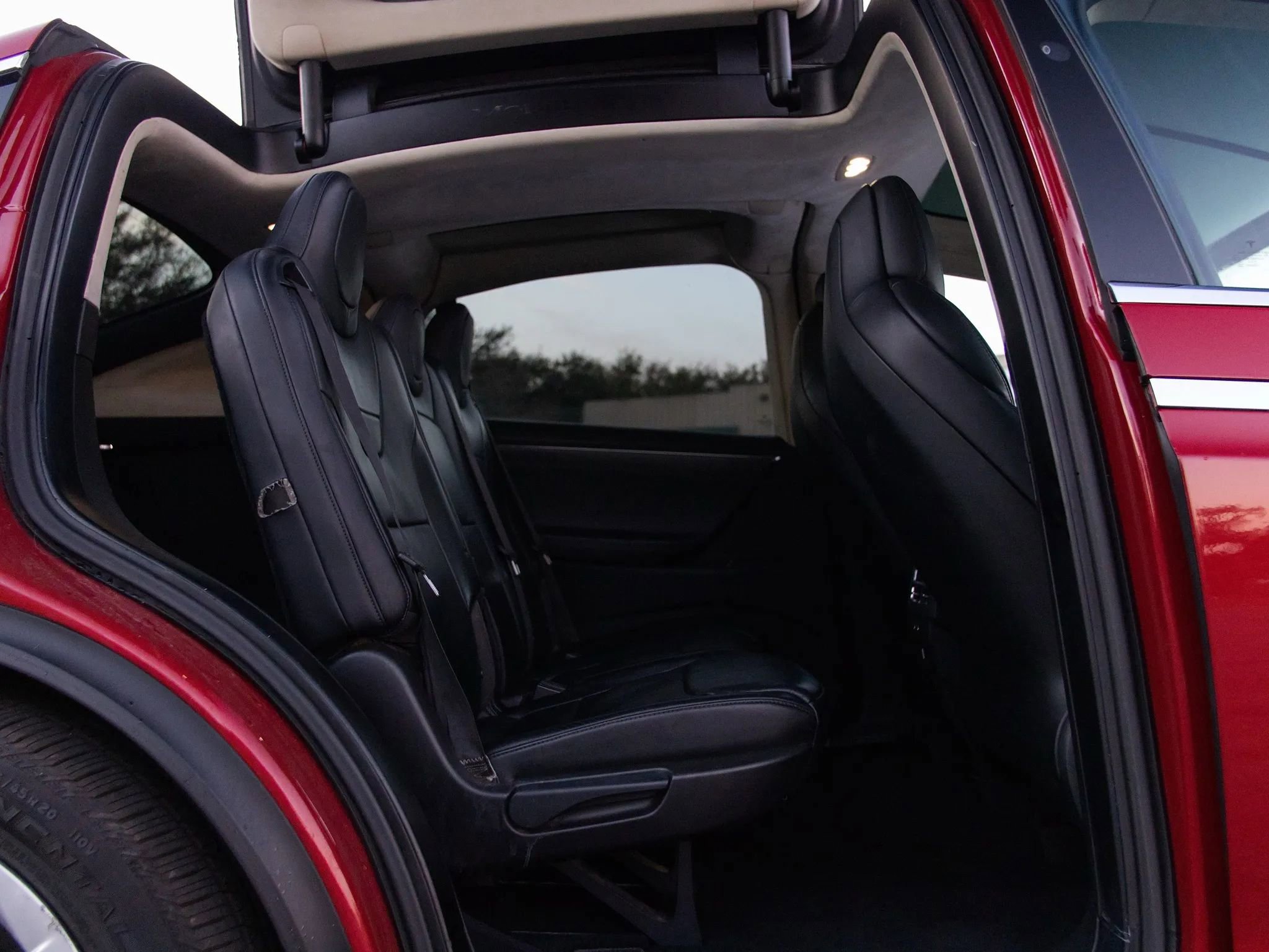 Used 2017 Tesla Model X 75D AWD/4WD image 40