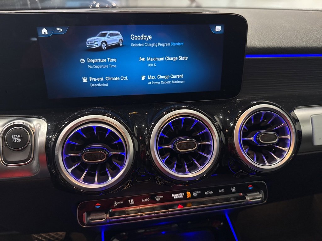 Used 2023 Mercedes-Benz EQB 300 4MATIC w/ Exclusive Package image 20