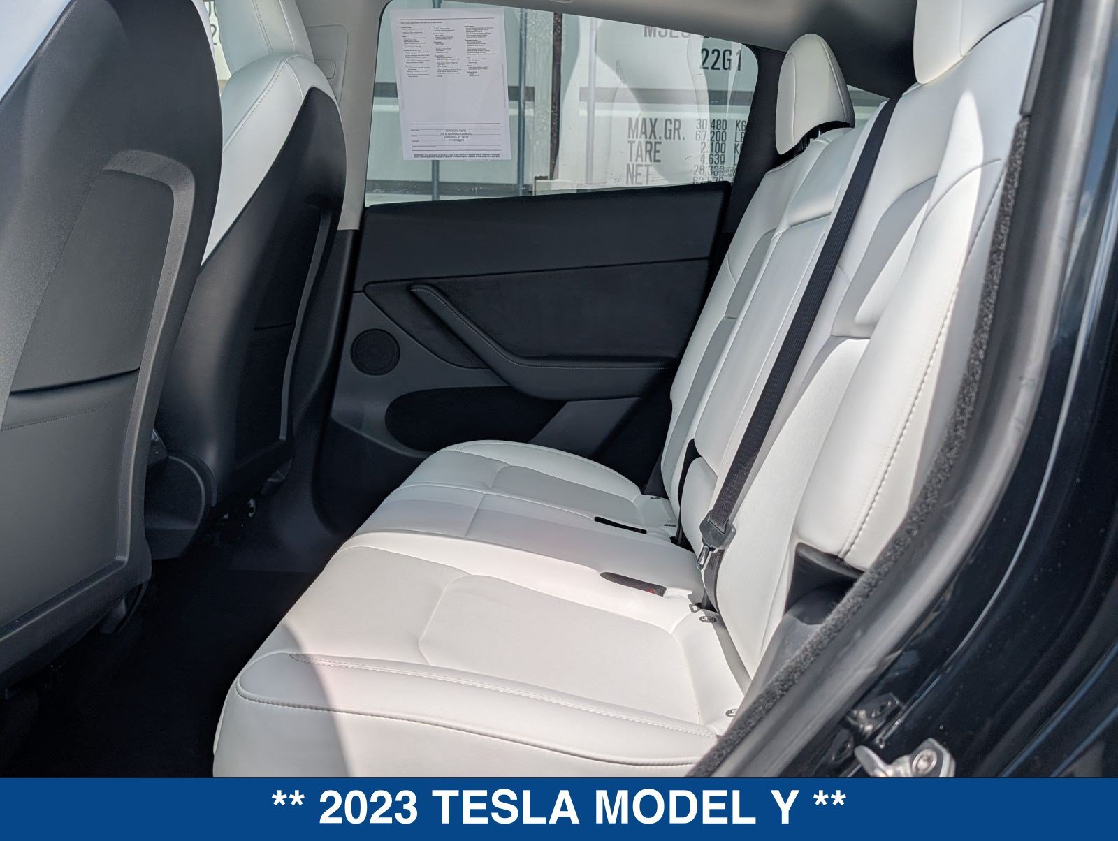 Used 2023 Tesla Model Y Performance AWD/4WD image 16