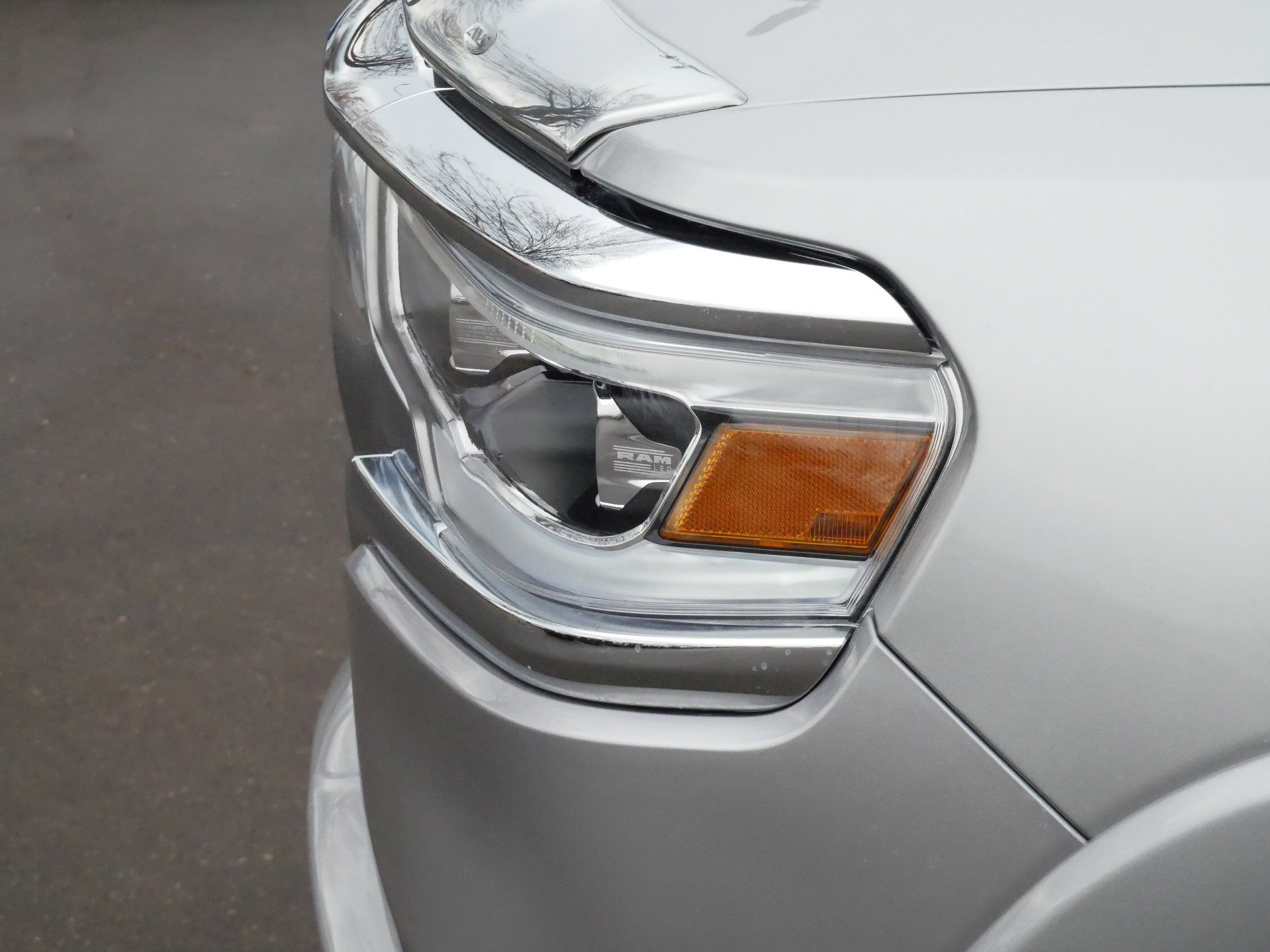 Used 2022 RAM 1500 Limited w/ Body Color Bumper Group image 16