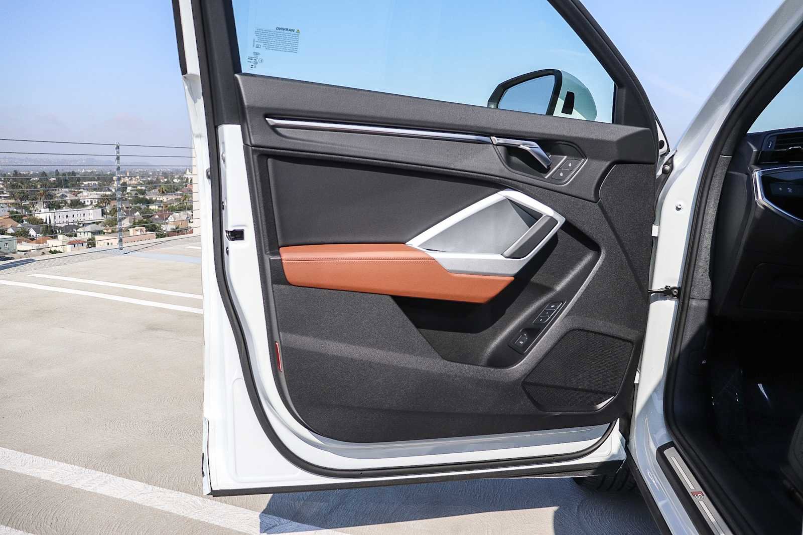 Used 2023 Audi Q3 2.0T Premium w/ Convenience Package image 30